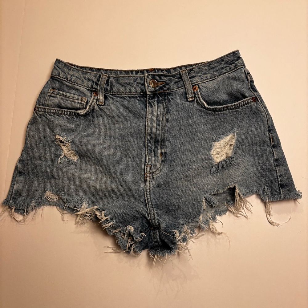Forever 21 Premium Distressed Denim Women's Shorts Sz 27